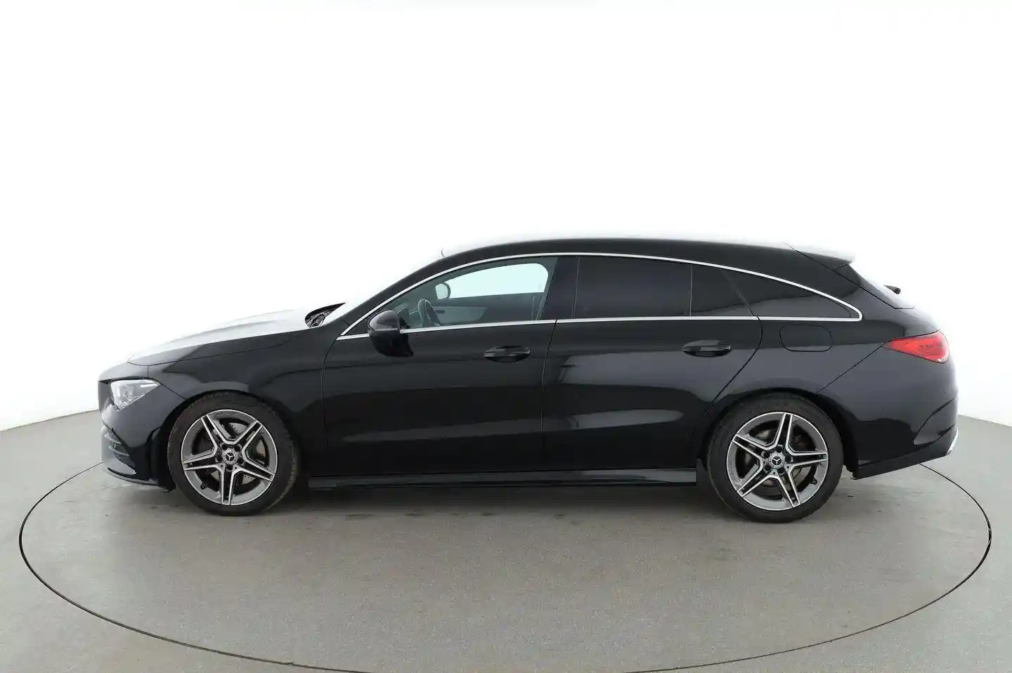 Mercedes-Benz CLA 220 Shooting Brake