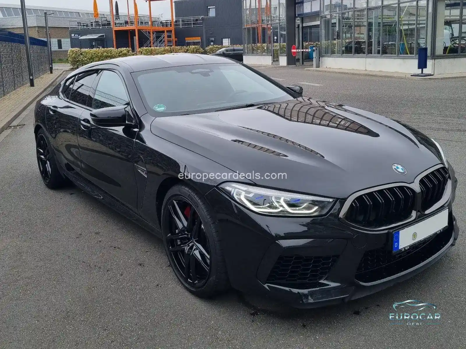 BMW M8