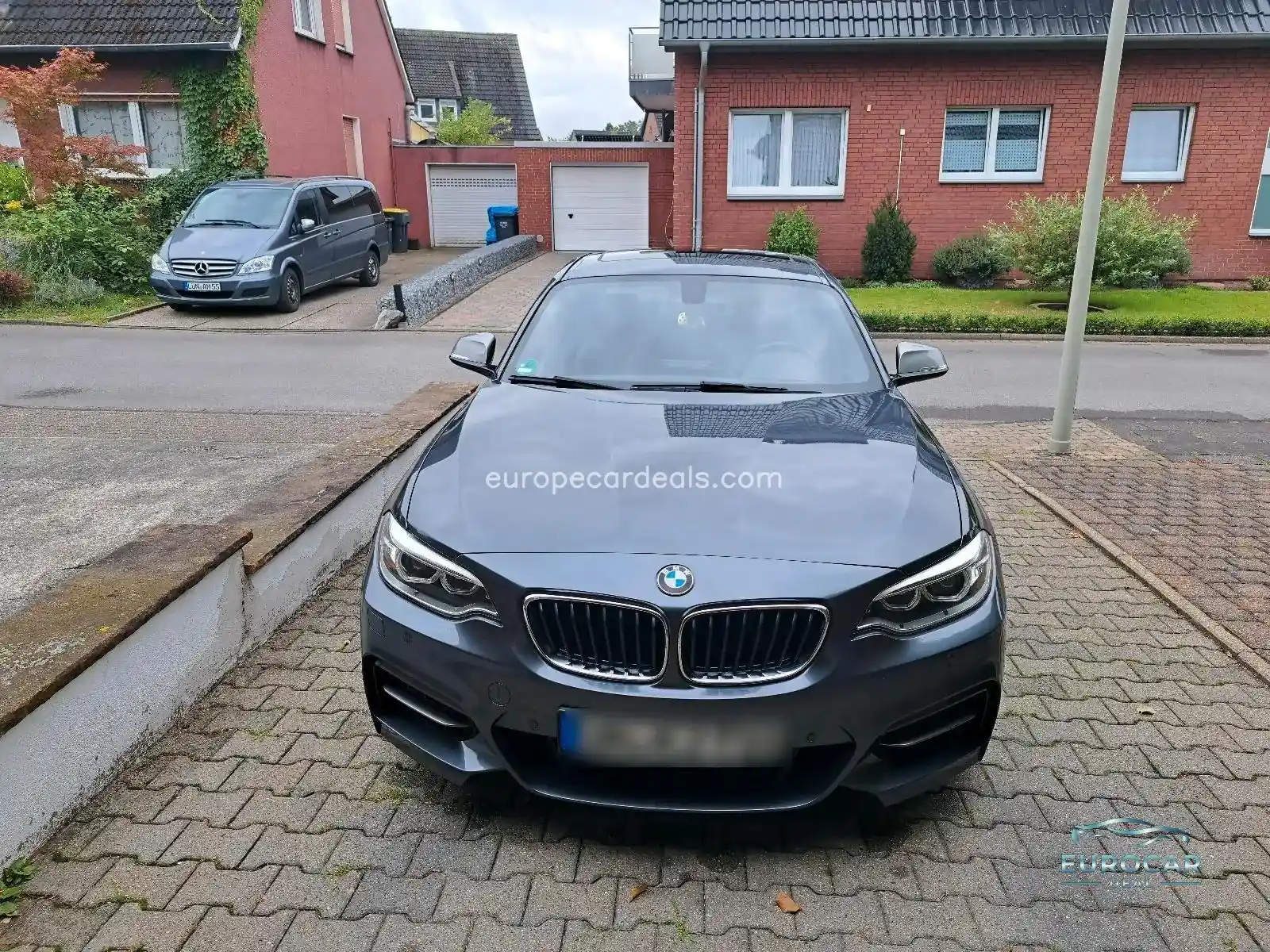 BMW M240i
