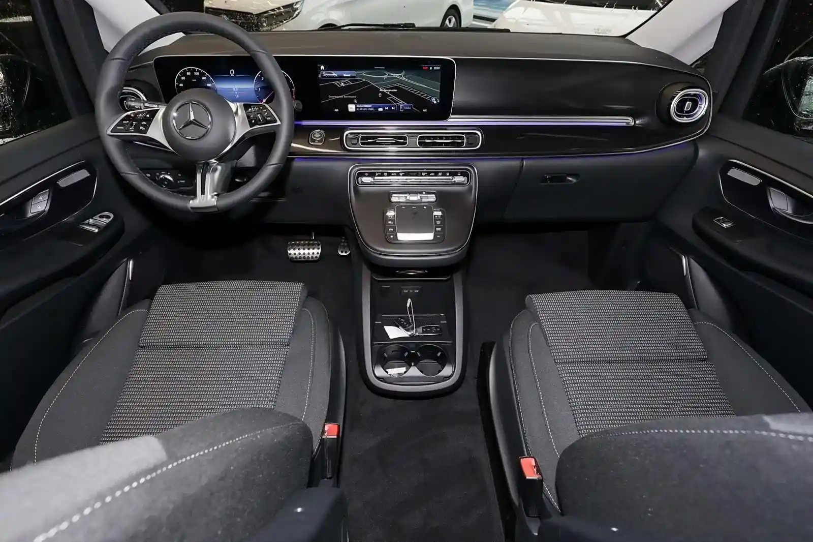 Mercedes-Benz V 250