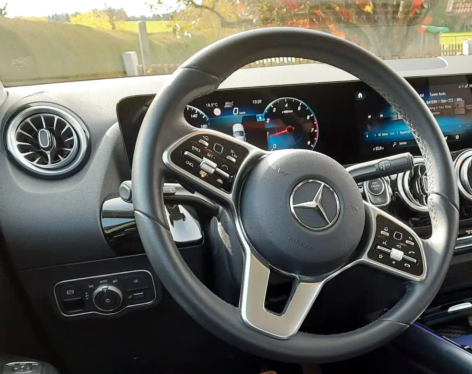 Mercedes-Benz B 200
