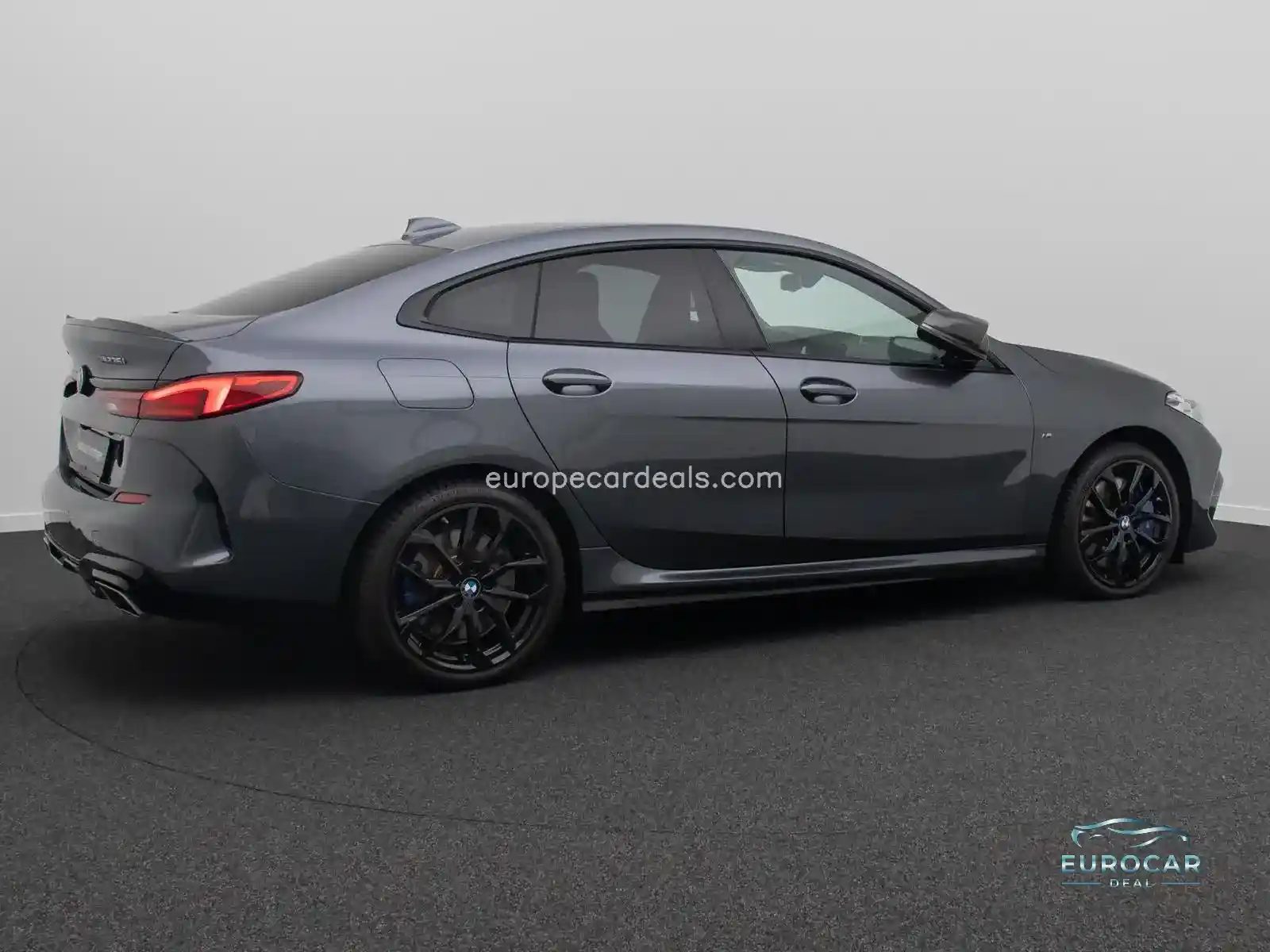 BMW M235