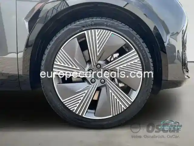 Lynk&Co 08