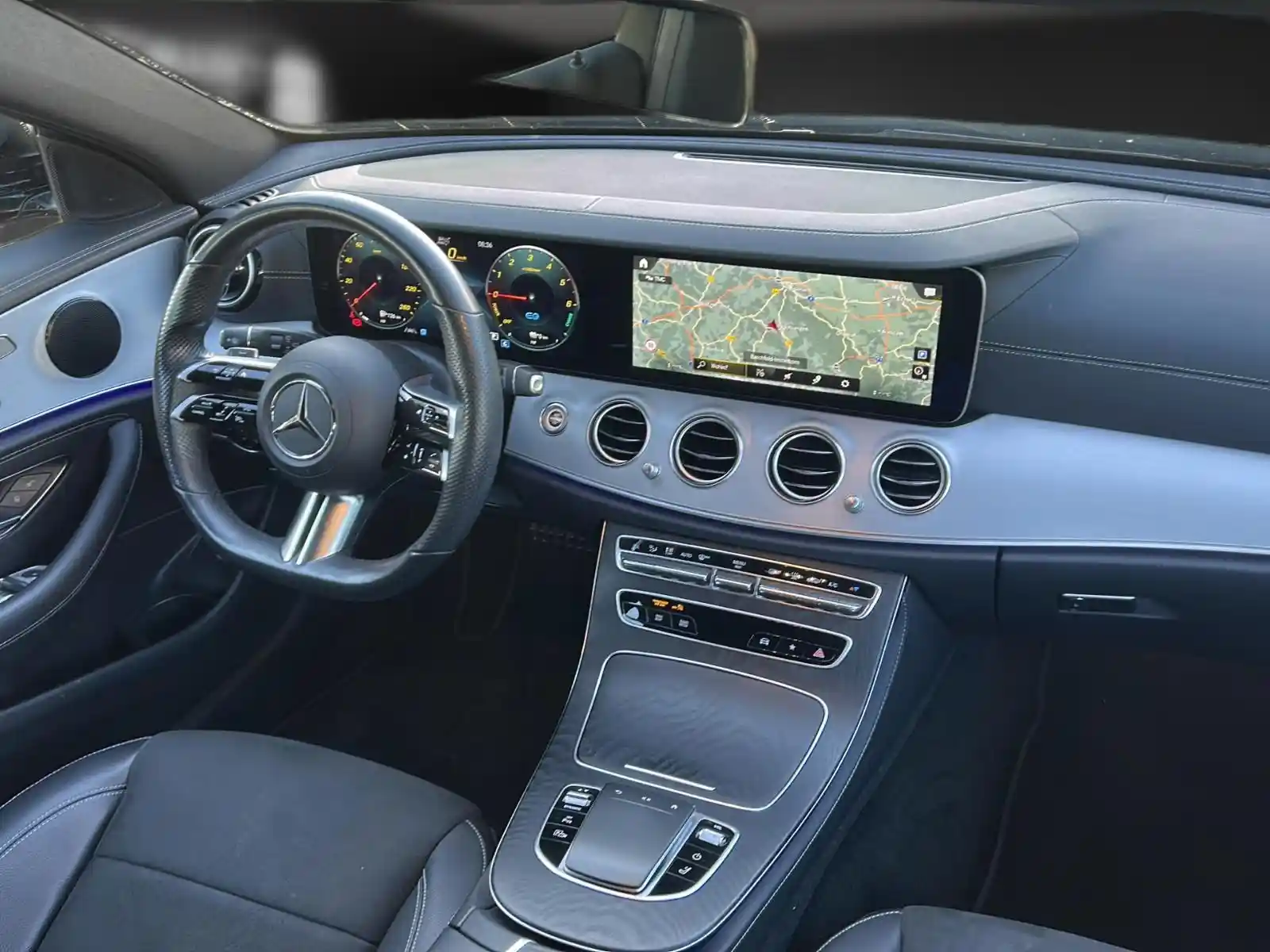 Mercedes-Benz E 300