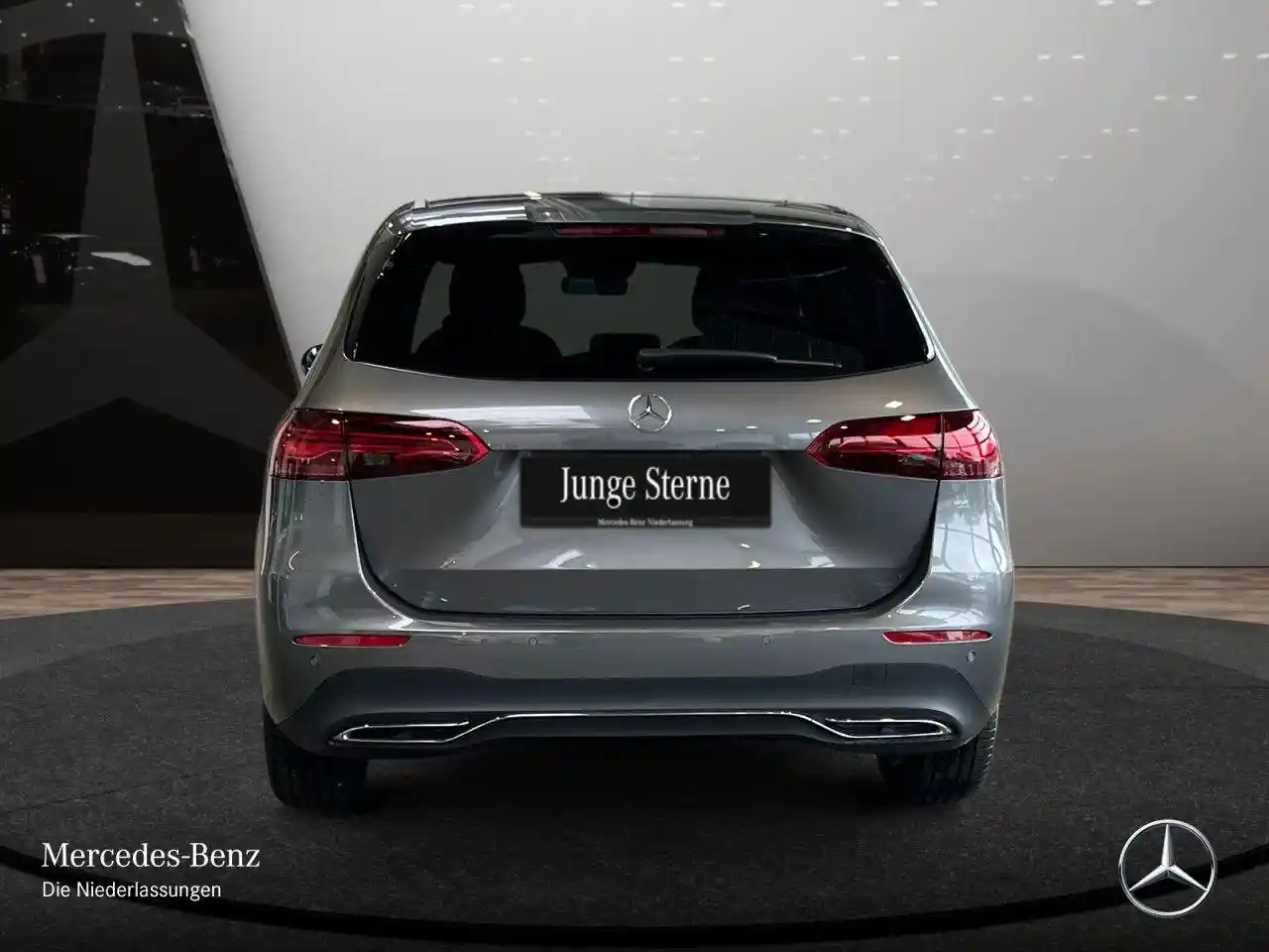 Mercedes-Benz B 200