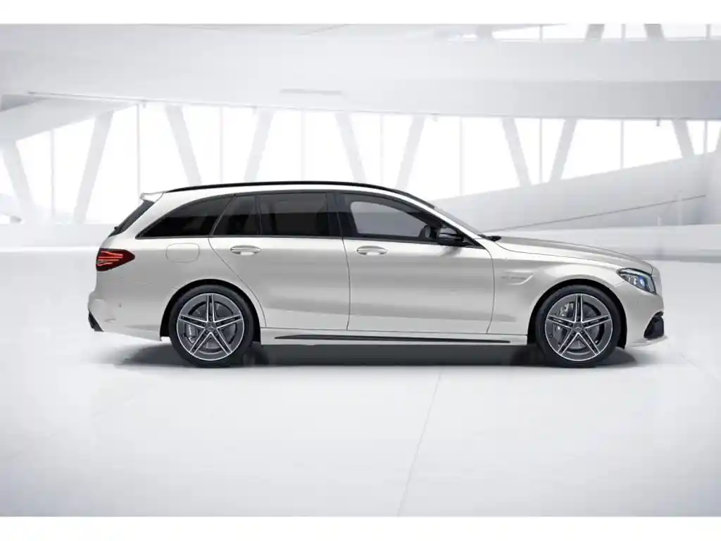 Mercedes-Benz C 63 AMG