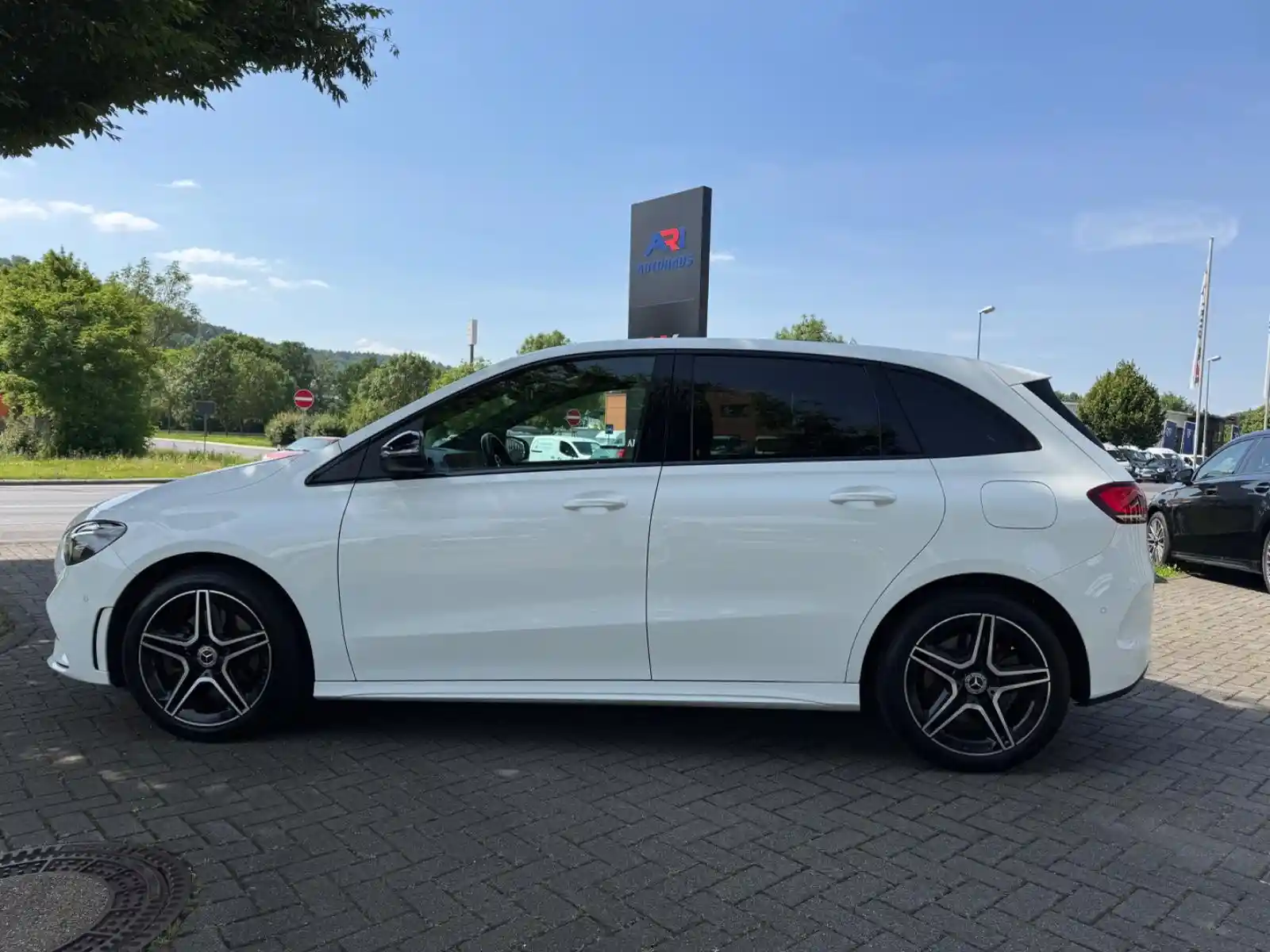 Mercedes-Benz B 250