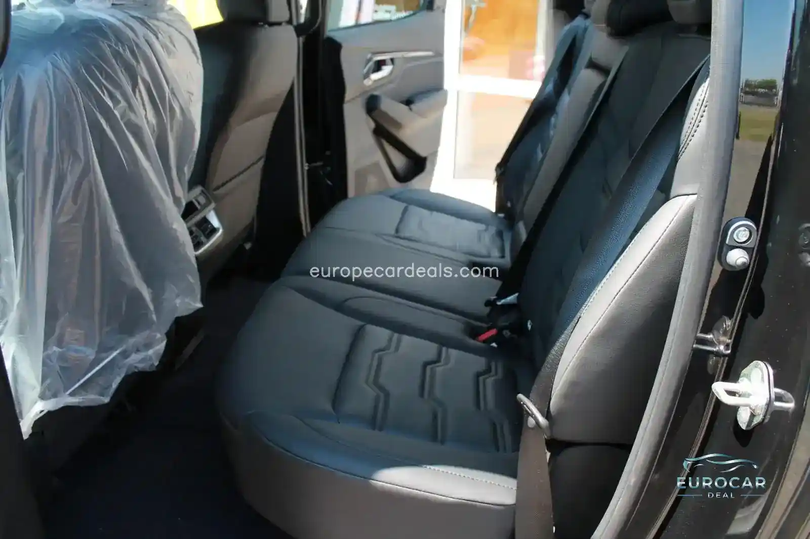 Double Cab 4WD V-CROSS Automatik