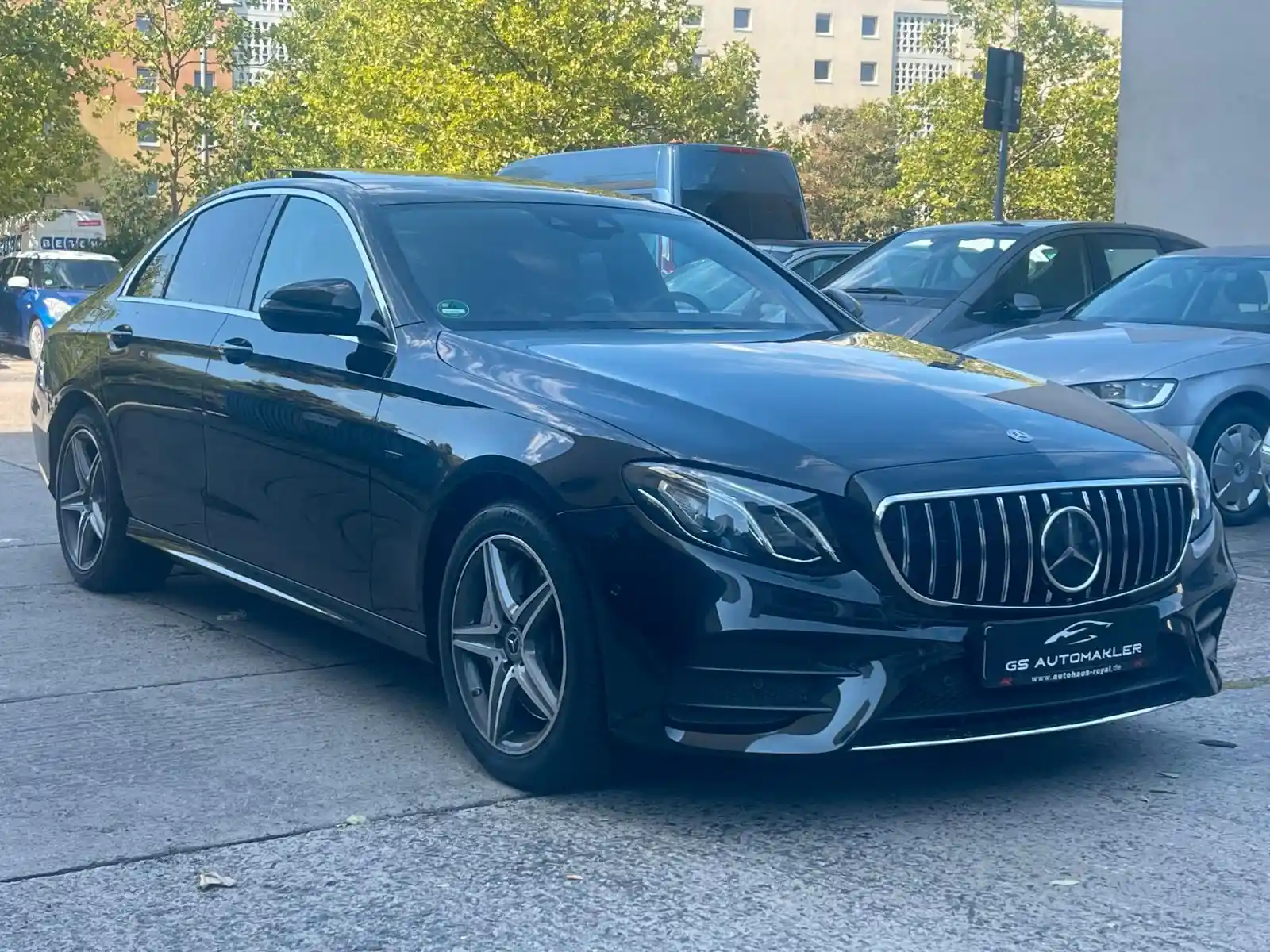 Mercedes-Benz E 300