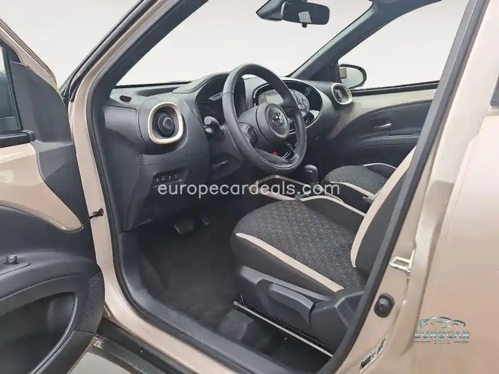 Toyota Aygo (X)