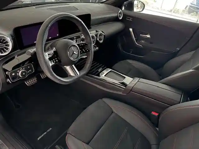 Mercedes-Benz CLA 200 Shooting Brake