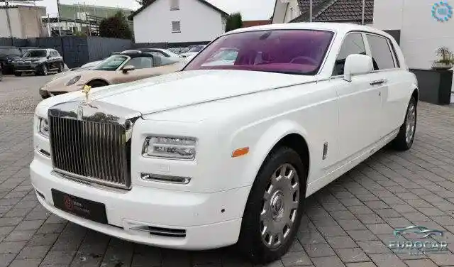 Rolls-Royce Phantom