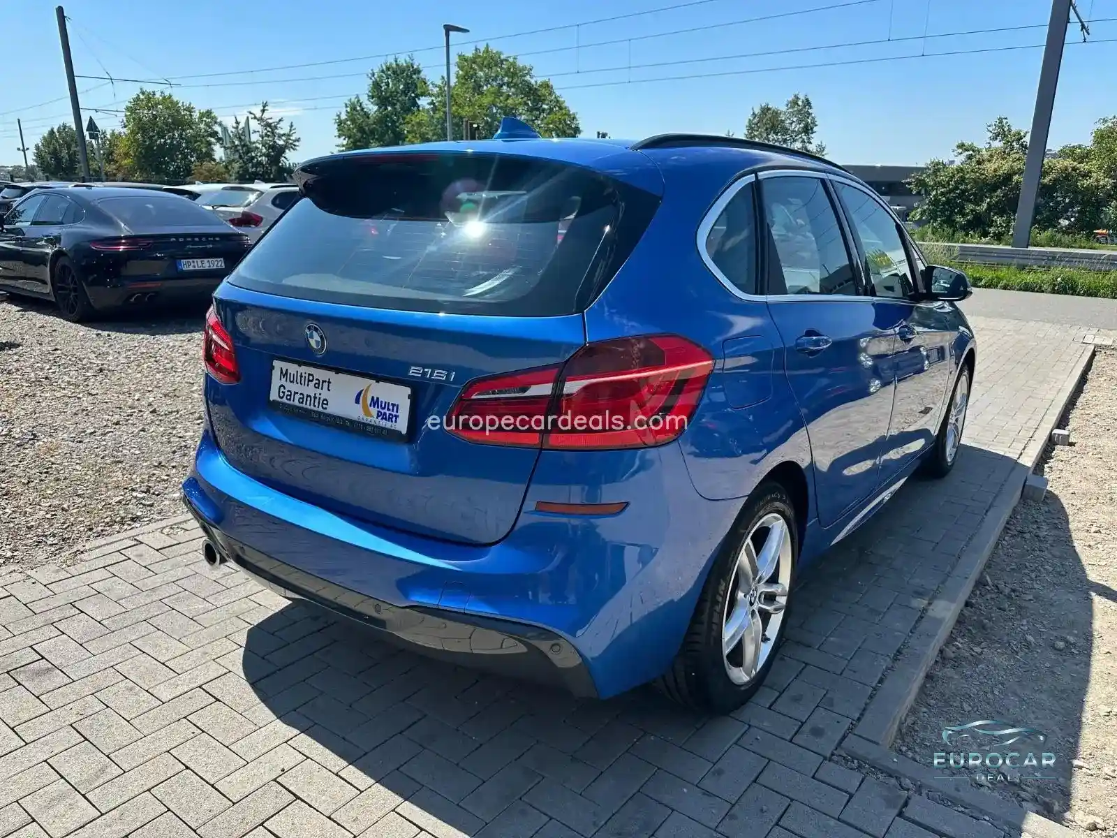 BMW 216