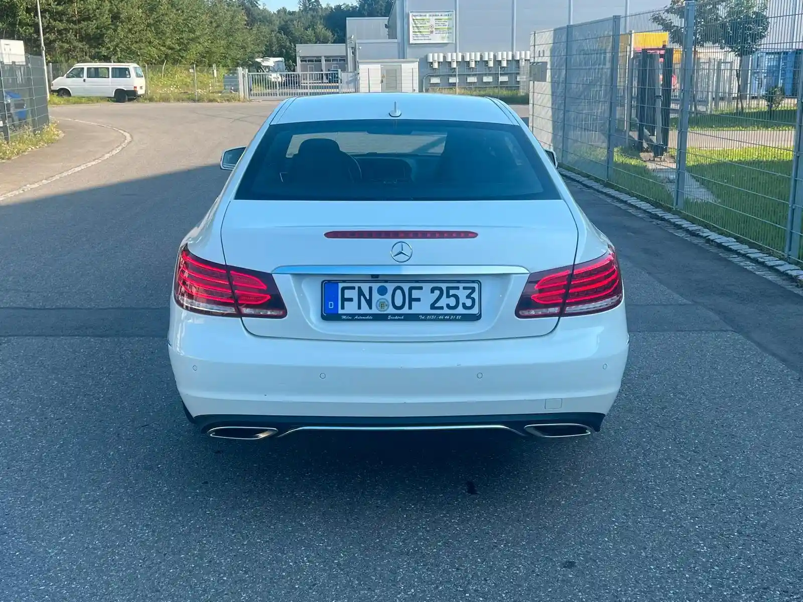Mercedes-Benz E 220