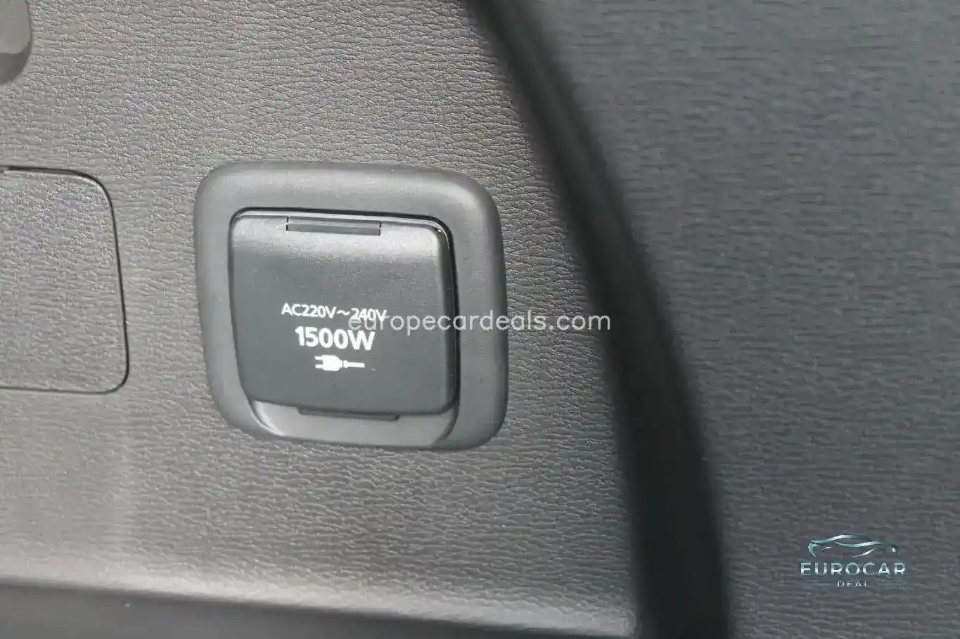 Mitsubishi Plug-in Hybrid Outlander