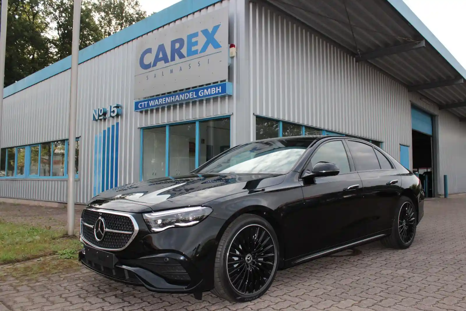 Mercedes-Benz E 200