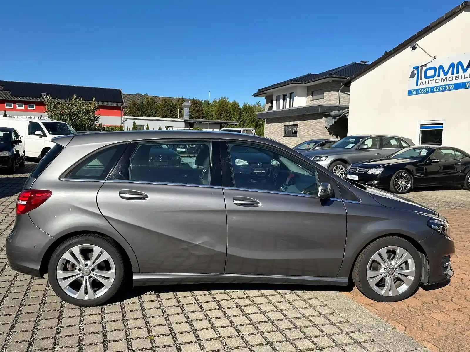 Mercedes-Benz B 200