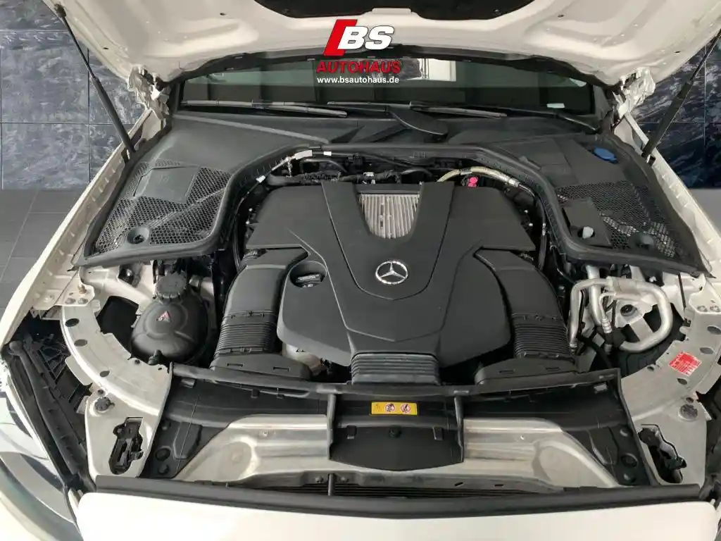Mercedes-Benz C 400