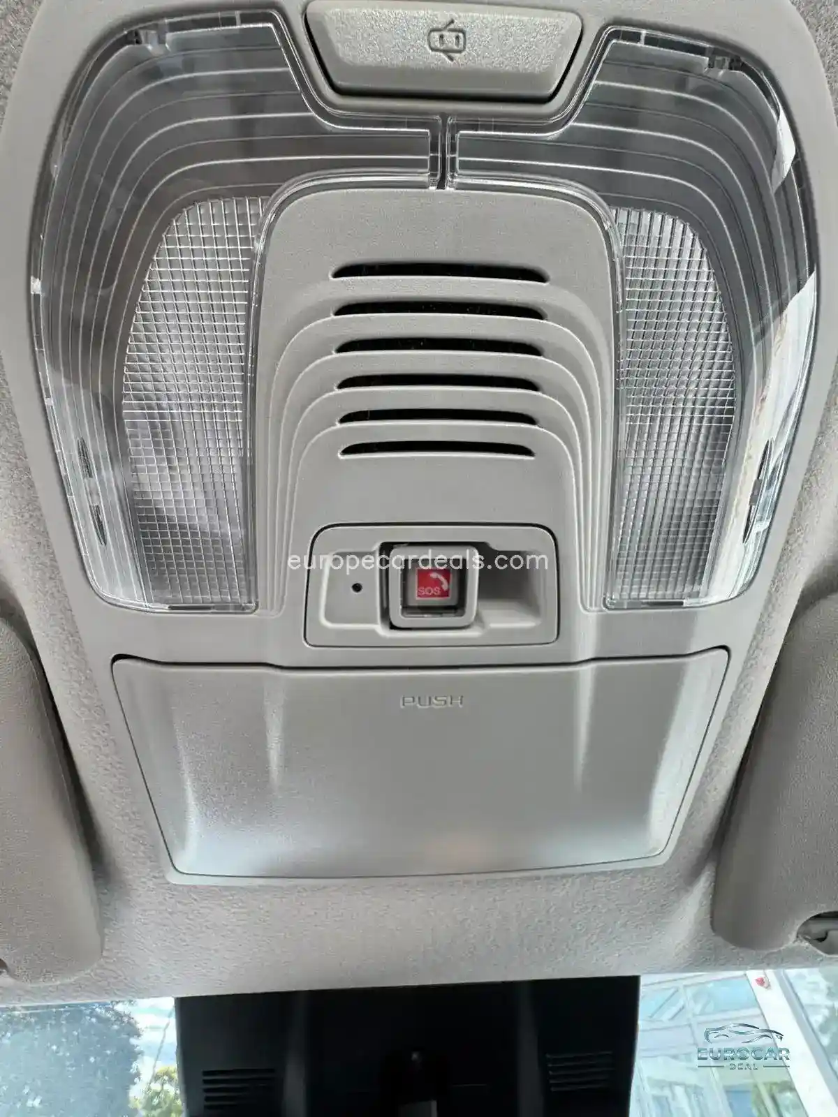 Space Cab 4X4 LS AT 2025
