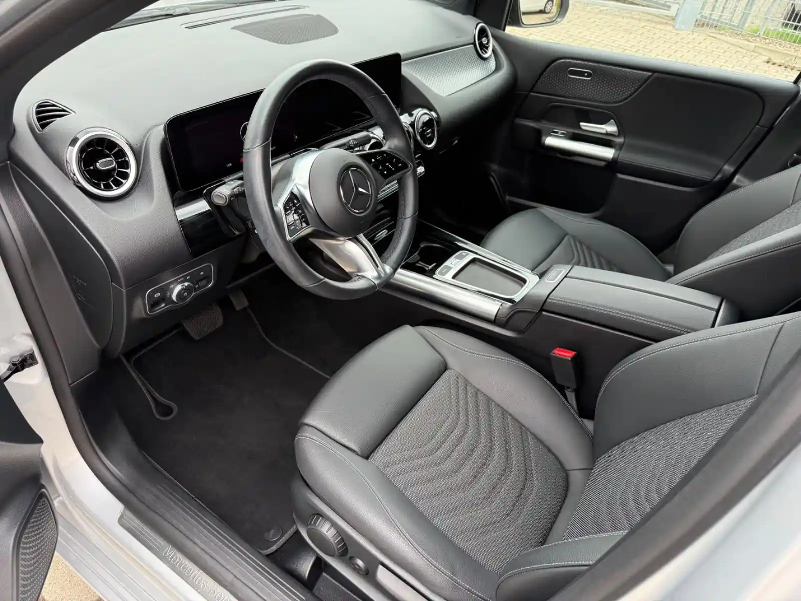 Mercedes-Benz B 250