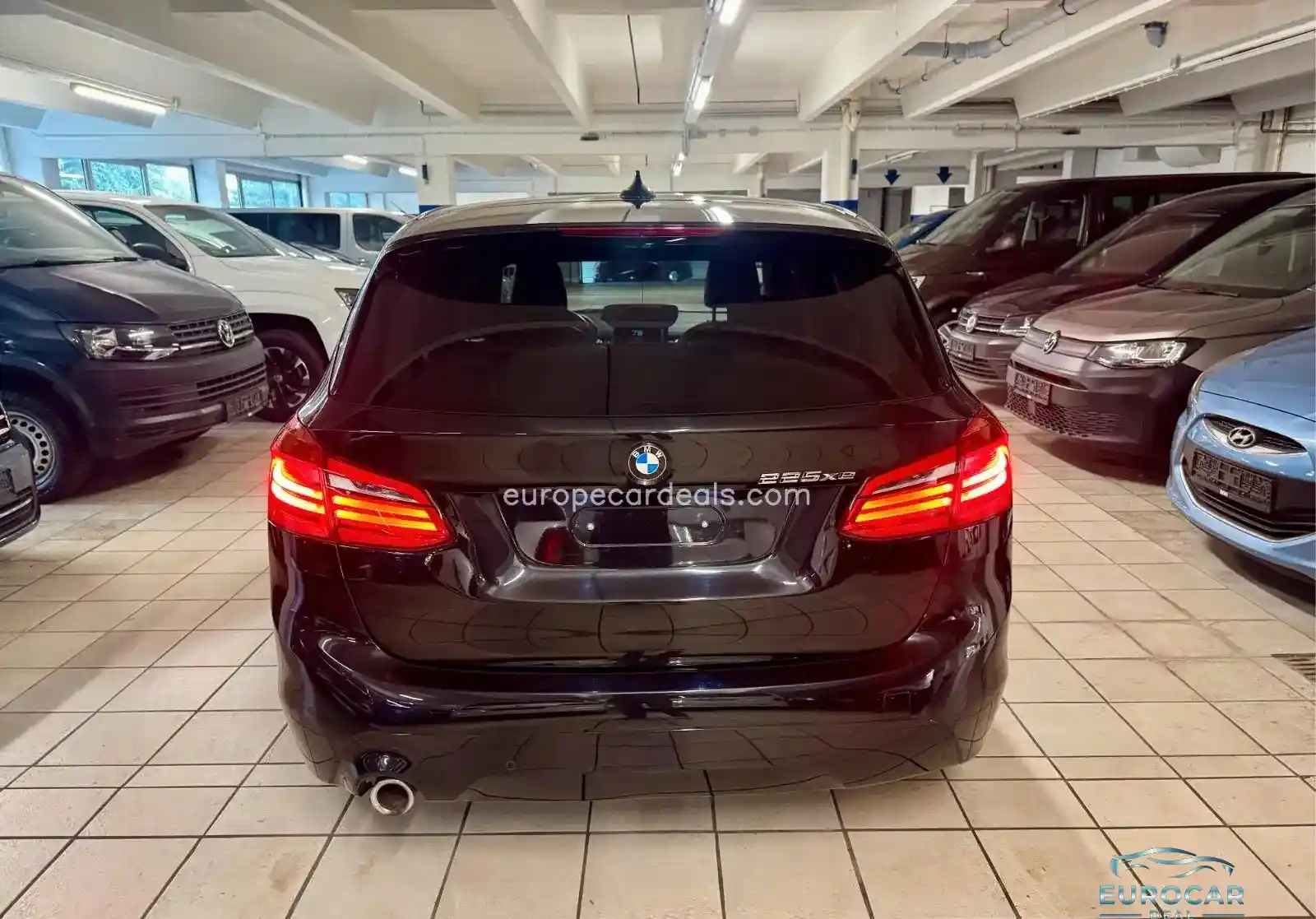 BMW 225
