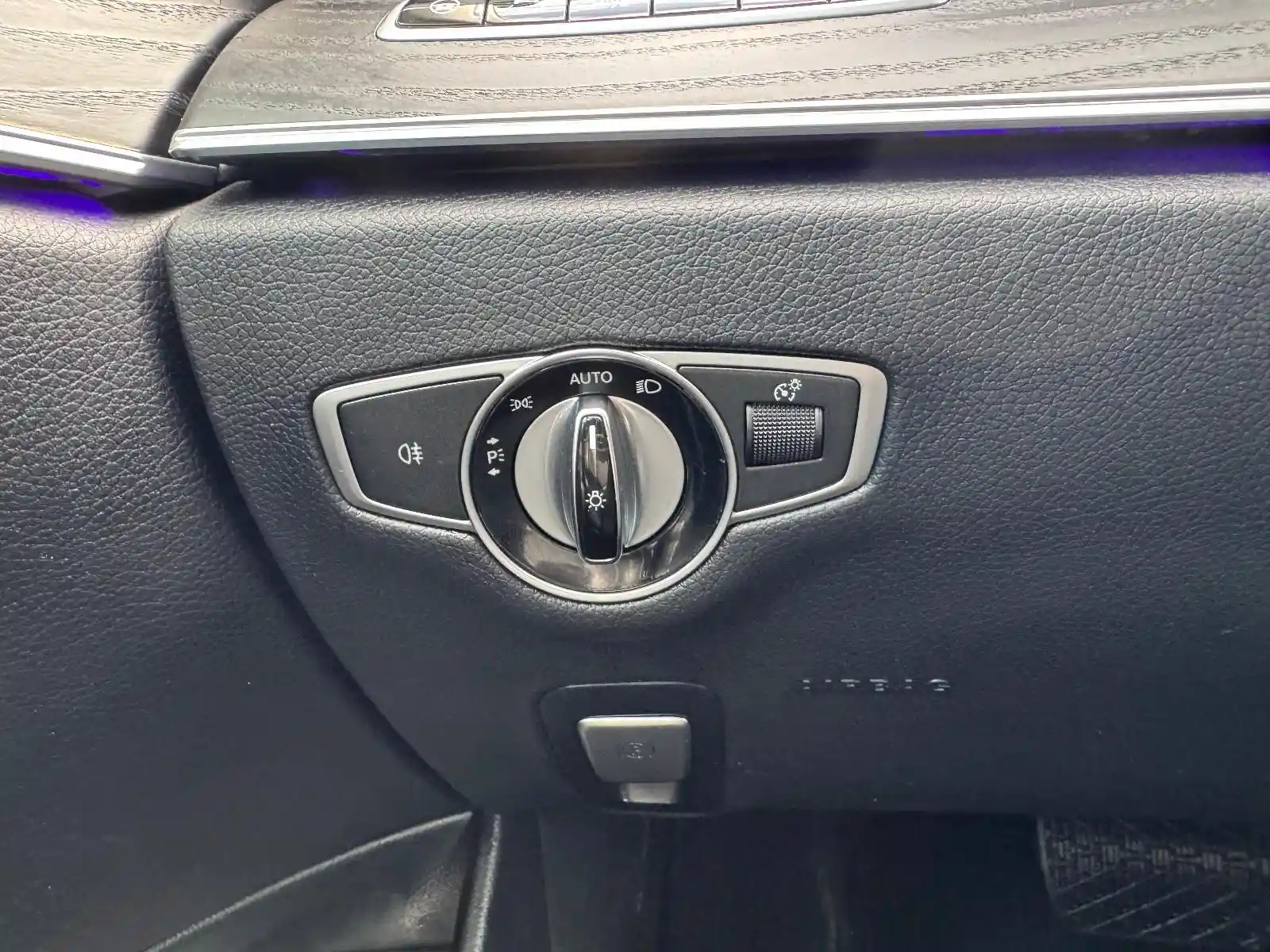 Mercedes-Benz E 400