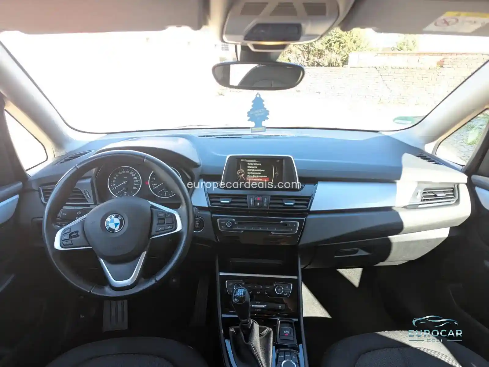 BMW 218