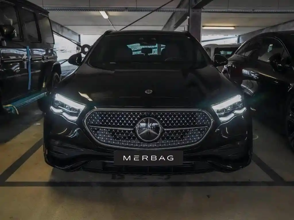 Mercedes-Benz E 300
