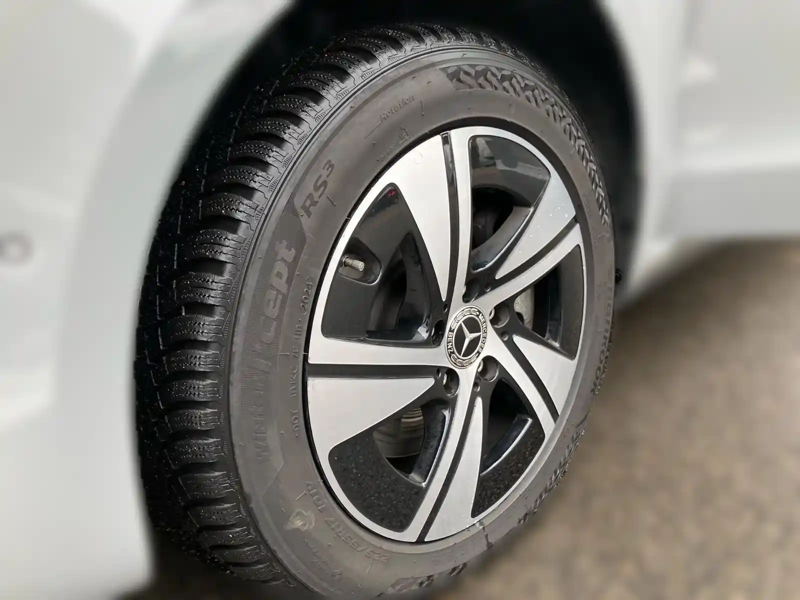 Mercedes-Benz V 220