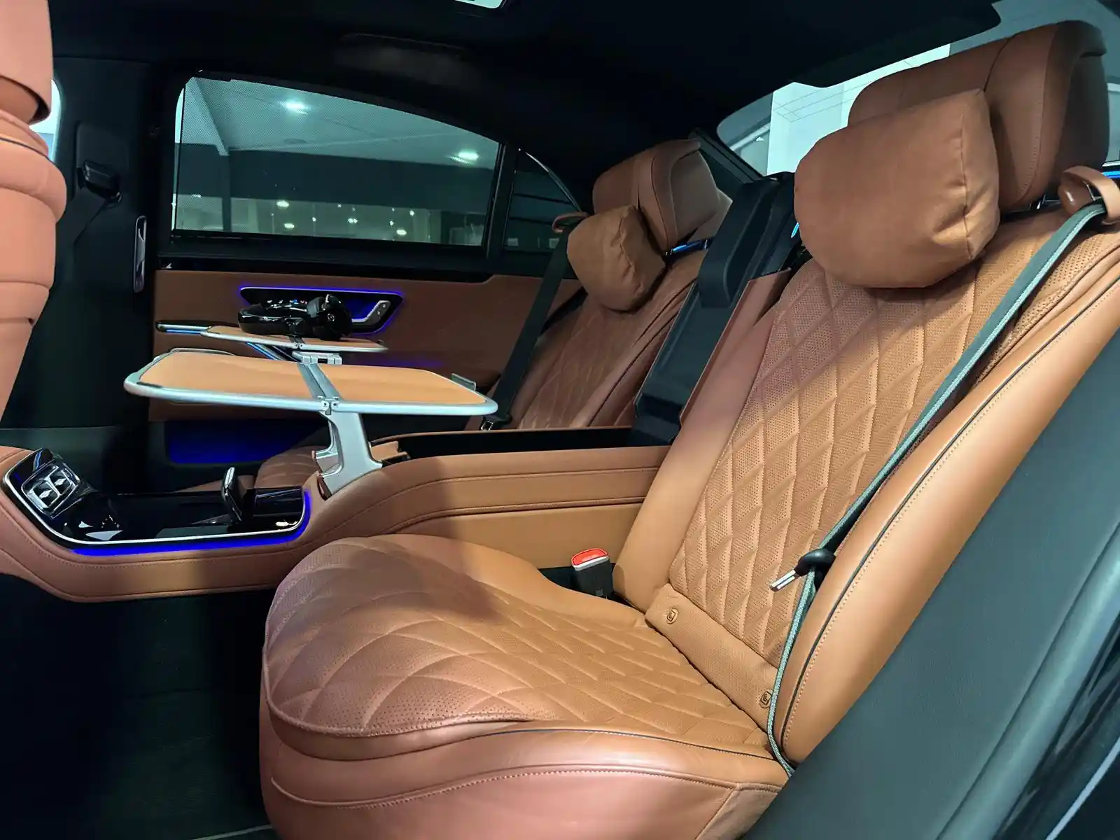 Mercedes-Benz S 400