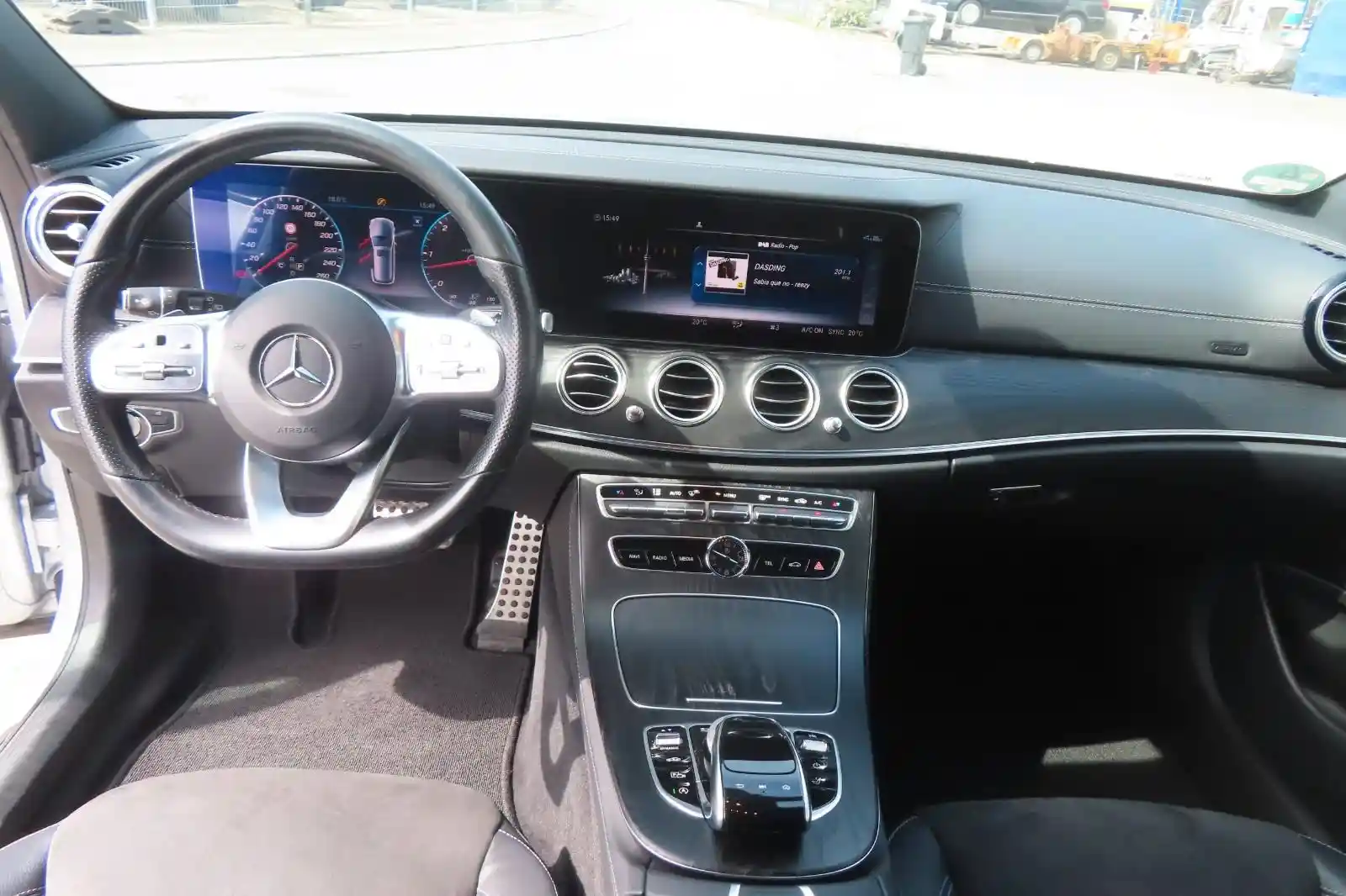 Mercedes-Benz E 400