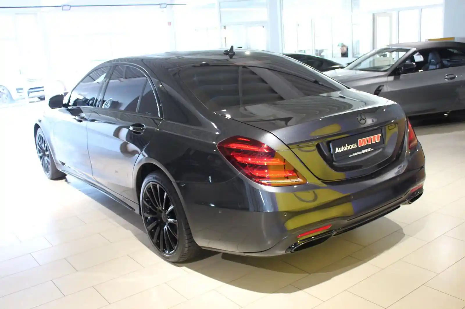 Mercedes-Benz S 500