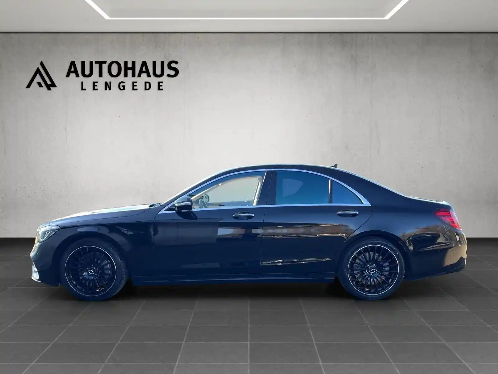 Mercedes-Benz S 560