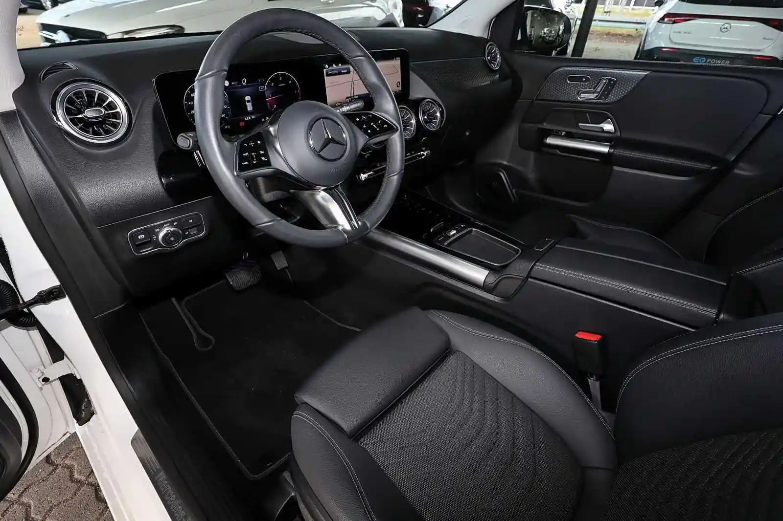 Mercedes-Benz B 200