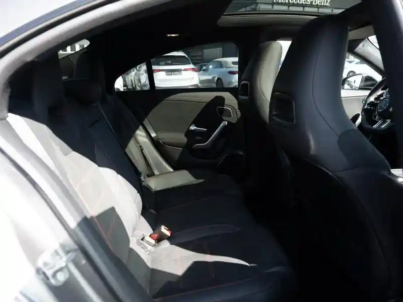 Mercedes-Benz CLA 220