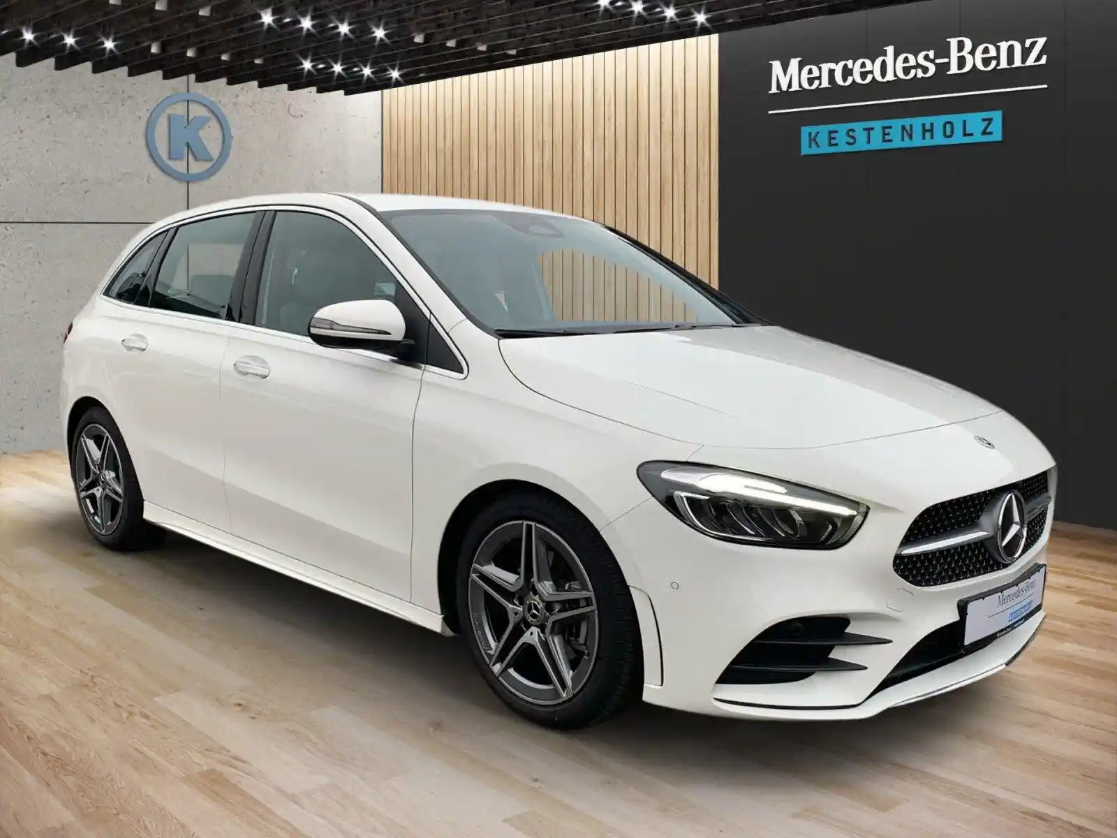 Mercedes-Benz B 200