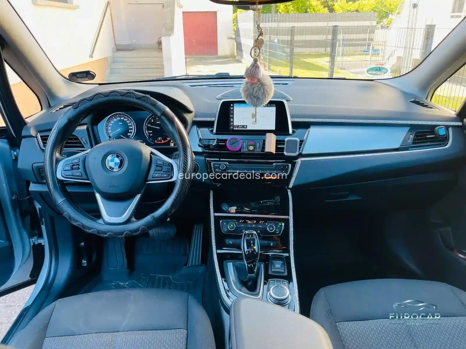 BMW 218
