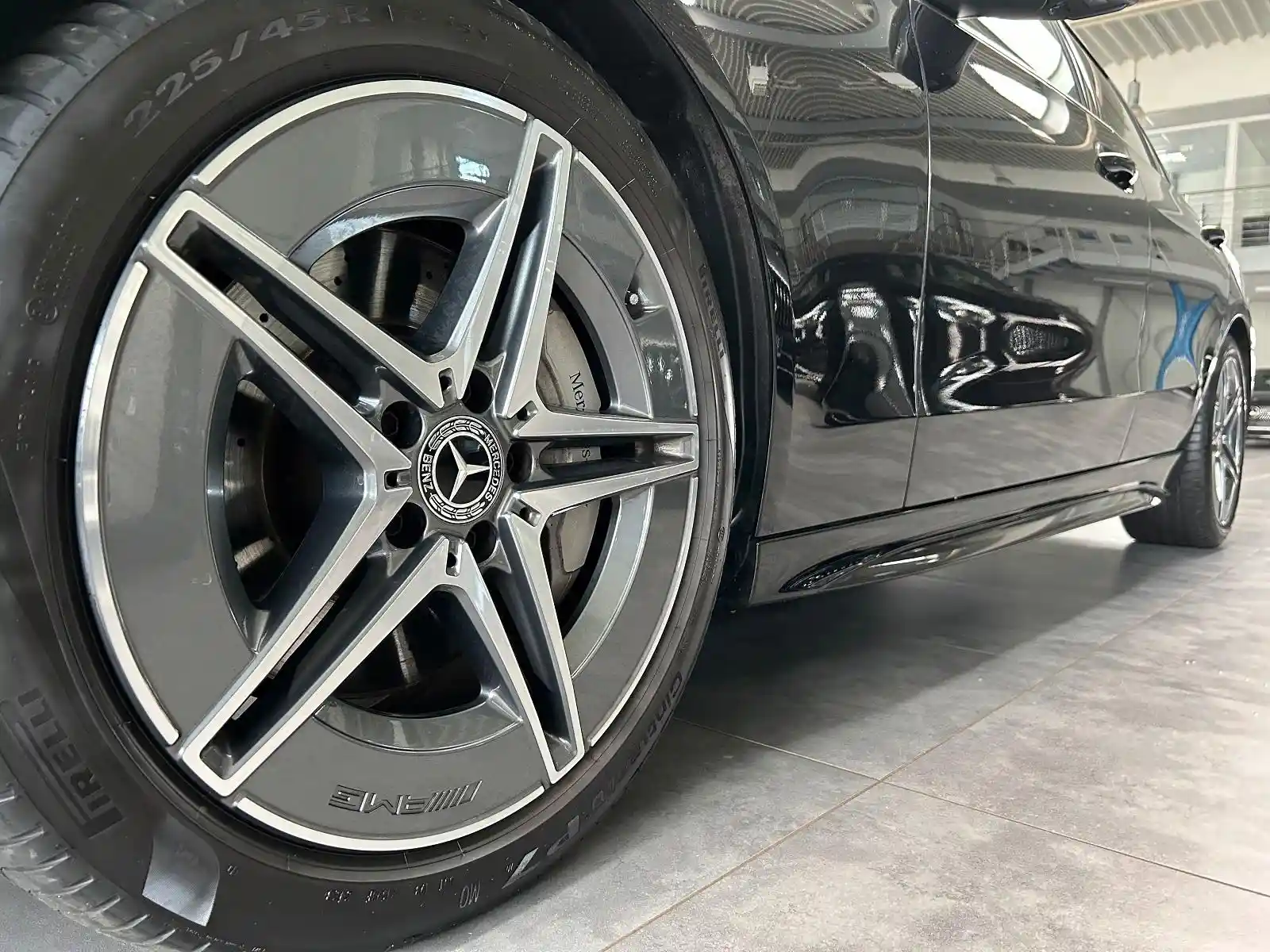 Mercedes-Benz C 300