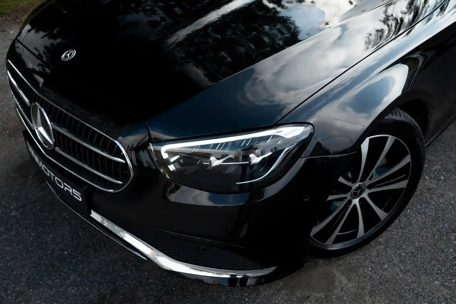 Mercedes-Benz E 300