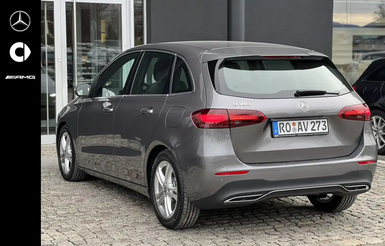 Mercedes-Benz B 180