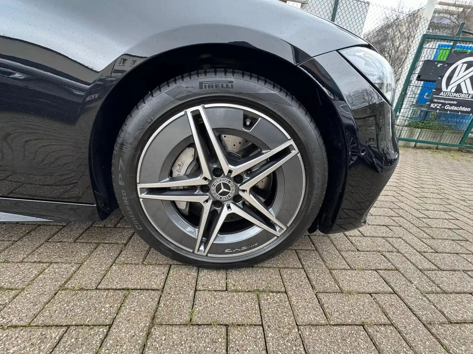 Mercedes-Benz C 200