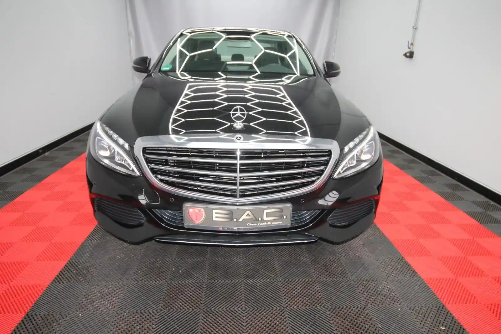 Mercedes-Benz C 180