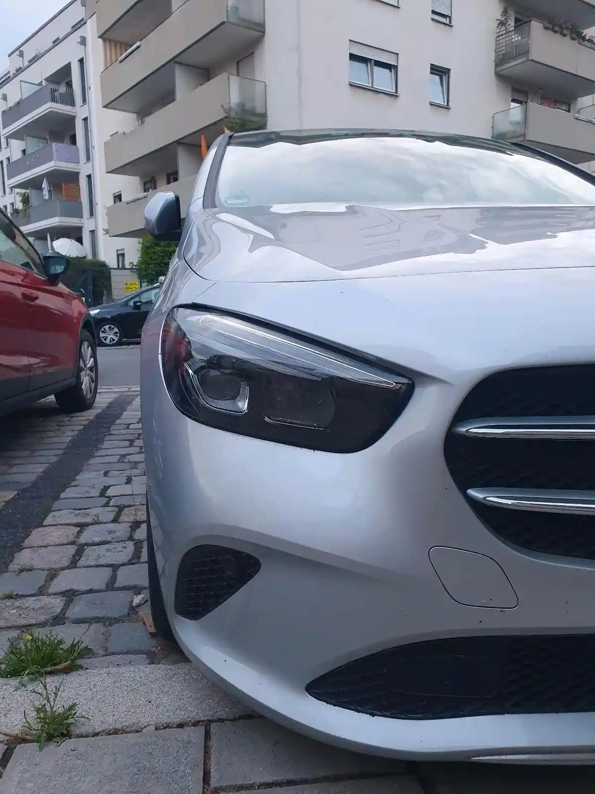 Mercedes-Benz B 200