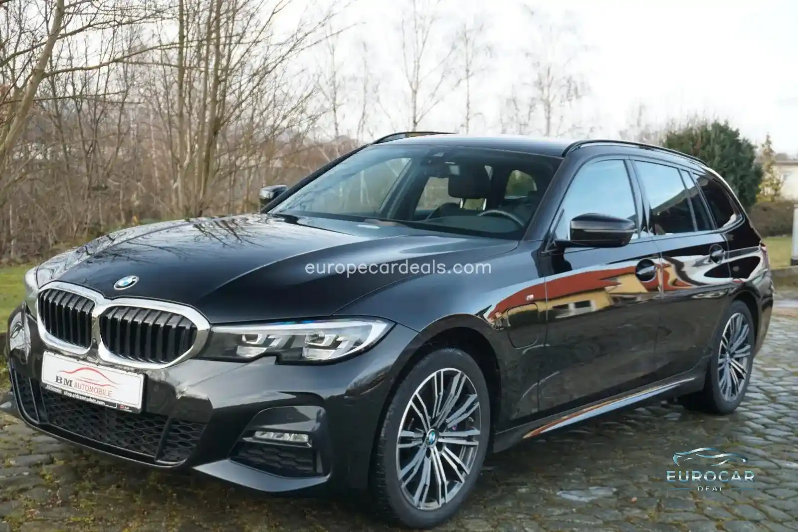 BMW 330