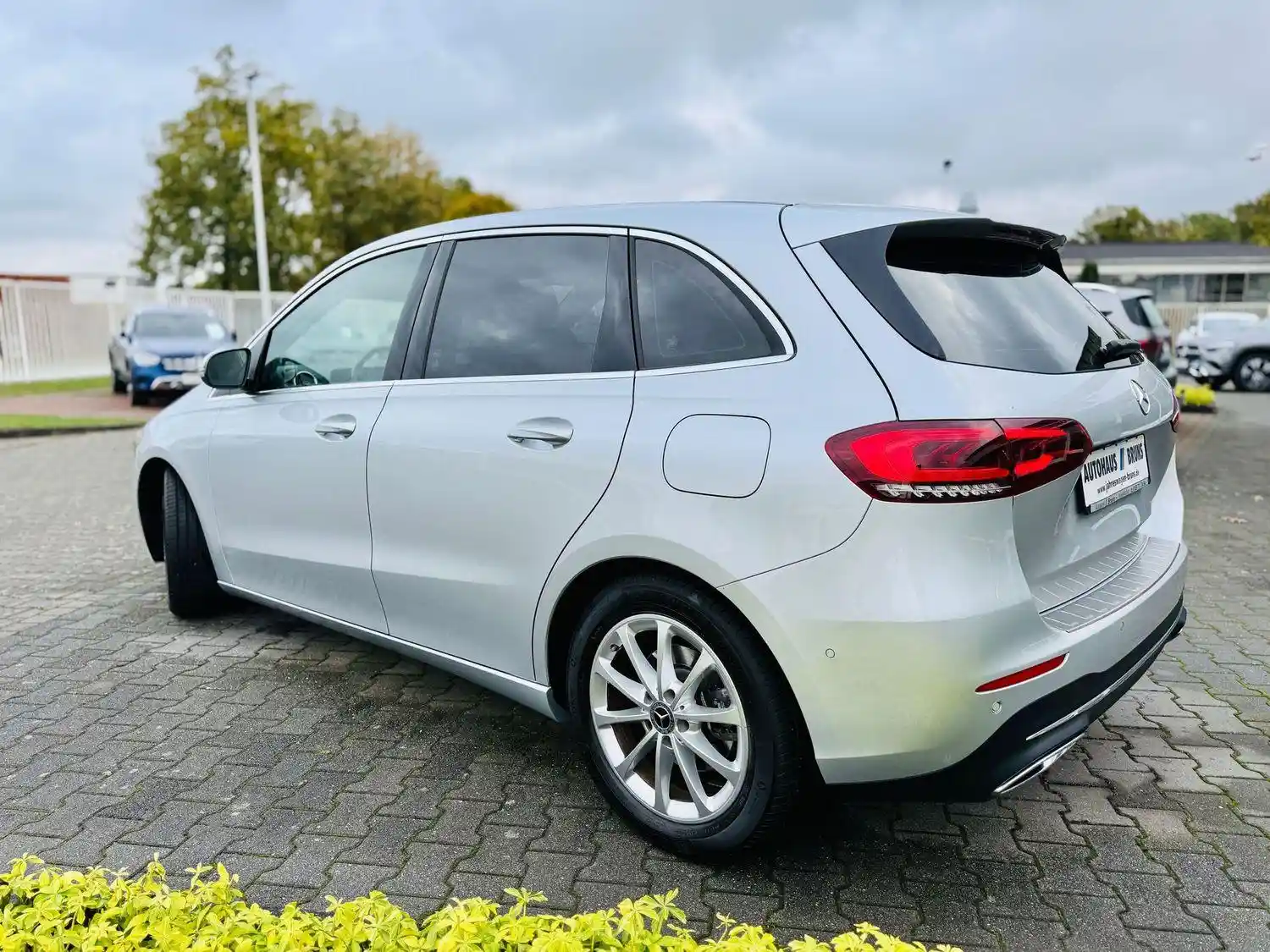 Mercedes-Benz B 200