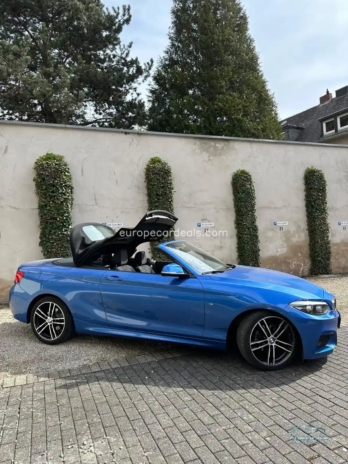 BMW 218