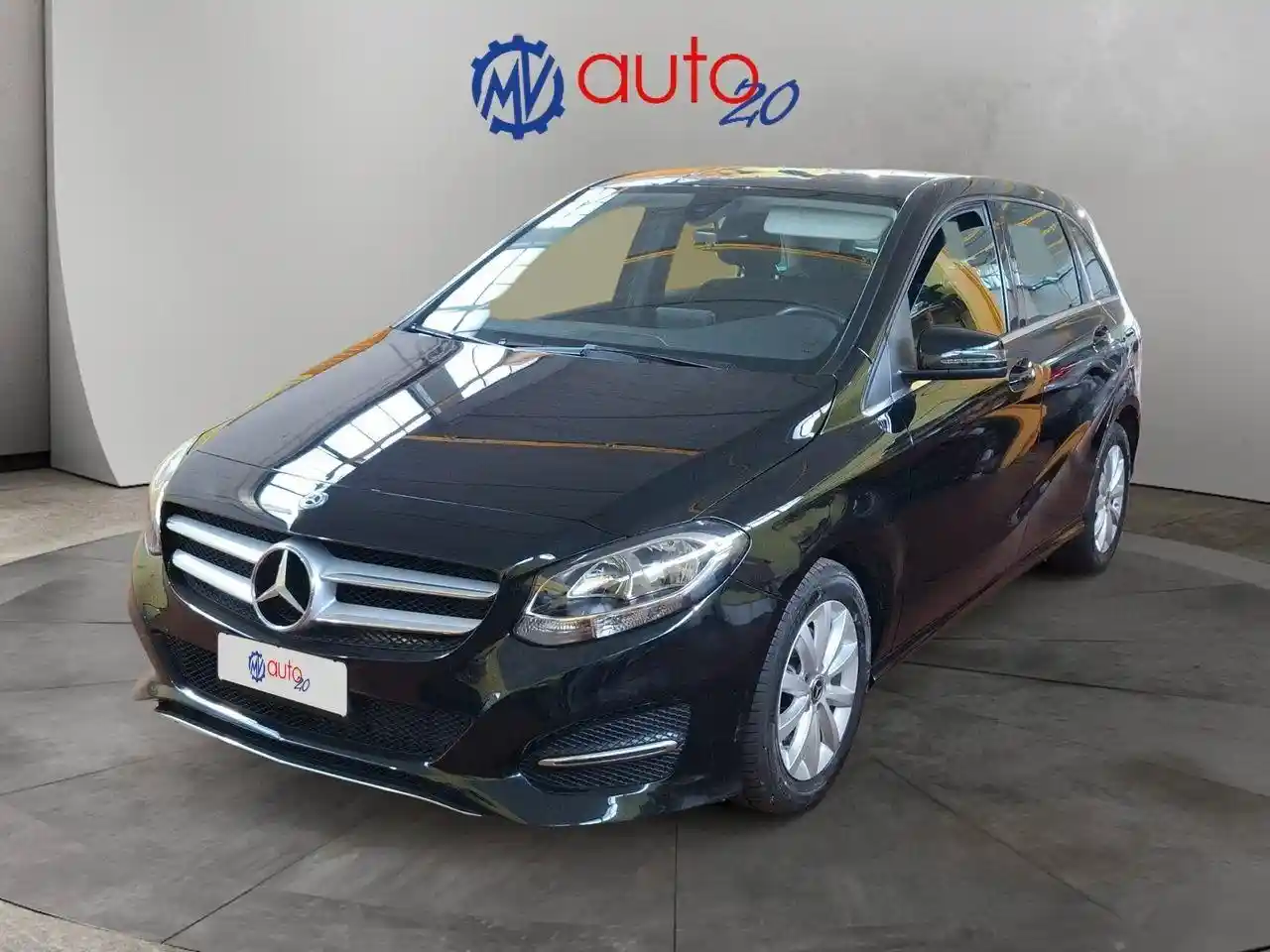 Mercedes-Benz B 200