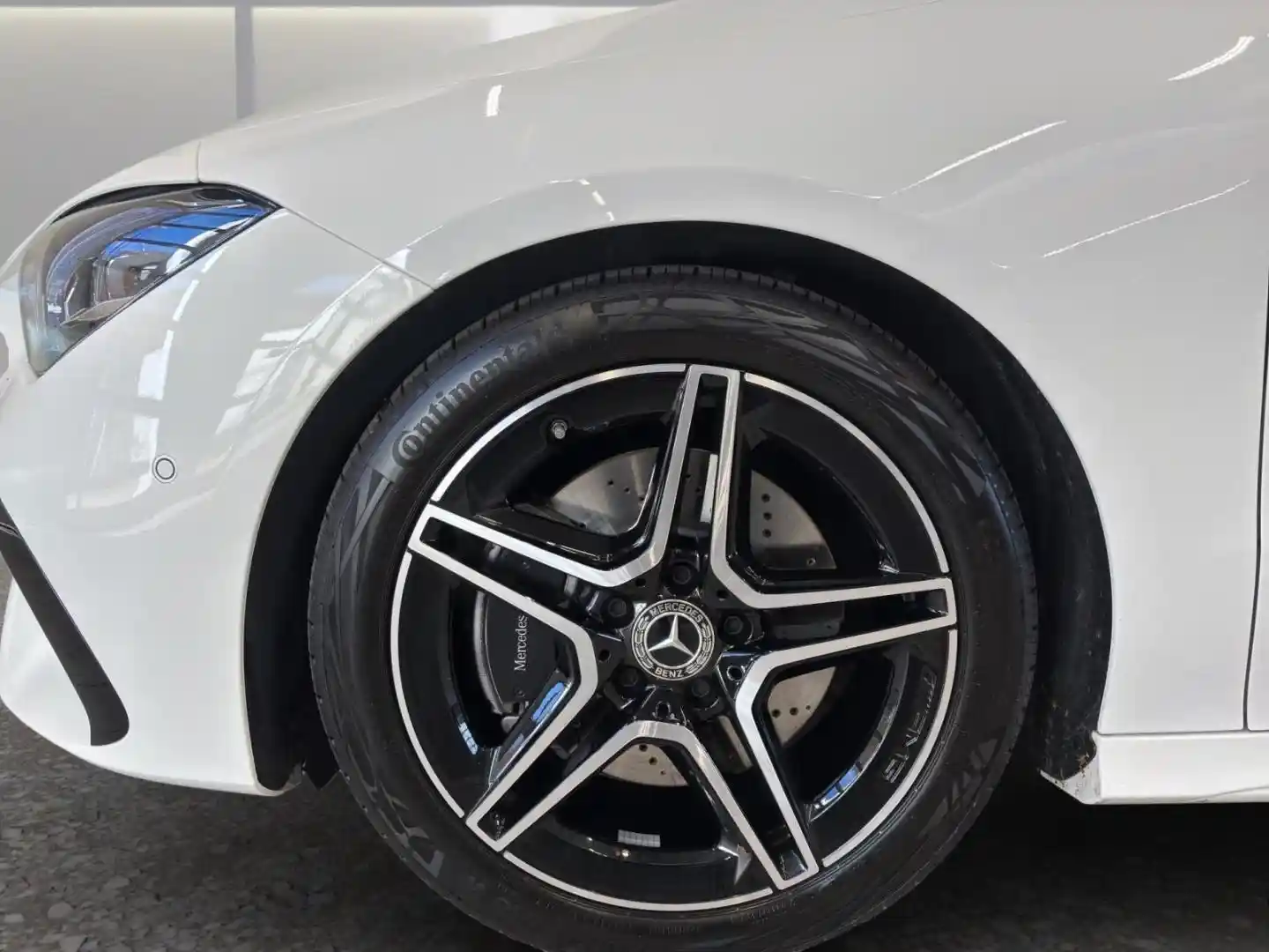 Mercedes-Benz CLA 200 Shooting Brake