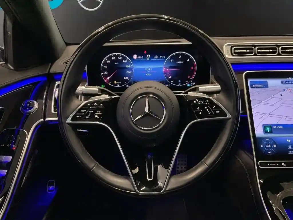 Mercedes-Benz S 400