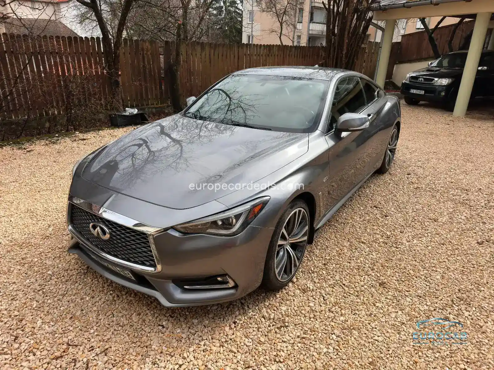 Infiniti Q60